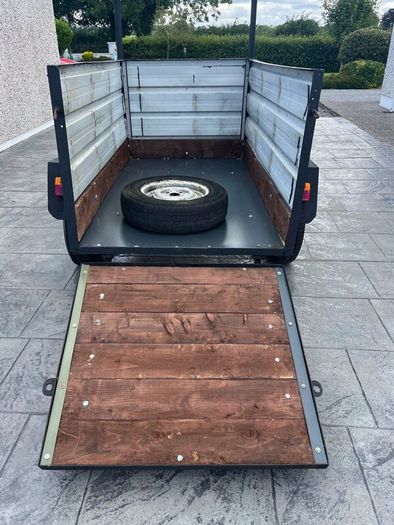 Trailer