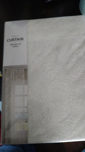Lace Curtain Panels x 6 New
