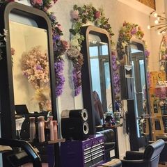 salon mirror