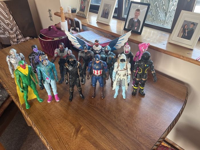 toys