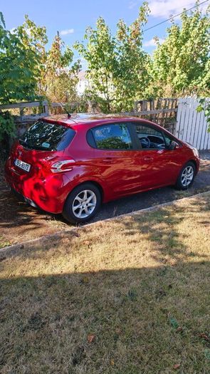 Peugeot 208 2015