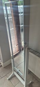 jewellery mirror