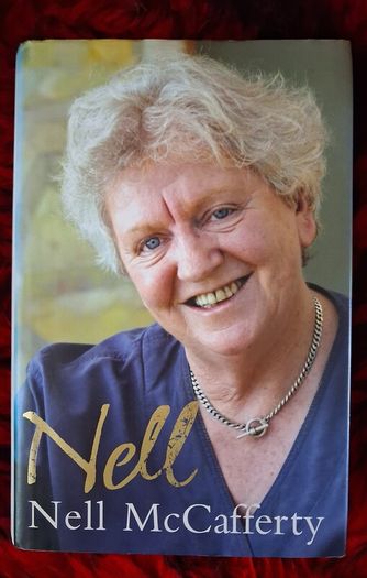 Nell / Nell McCafferty / 1st. ED., 2004