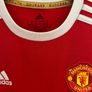 Manchester Utd Home Football Jersey 2021/22 age 10-12 Image 2