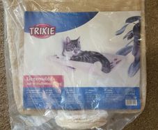 Wall bed for a cat