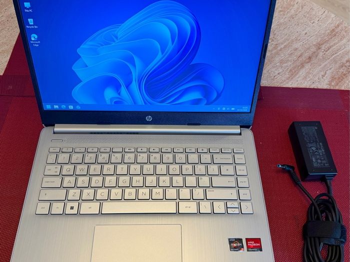 Hp 14 Laptop - Brand New - Ryzen 5 5500u - 8gb Ram - 256gb Ssd
