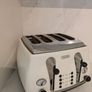4-slice Toaster - DeLonghi Image 2