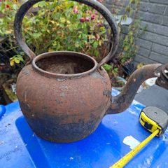 Antique Very Large Cast Iron Kettle, I don't see any cracks or breaks,