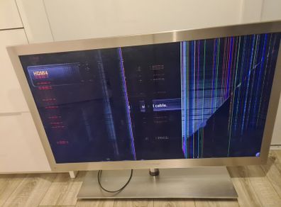 Samsung TV Model UE46C9000ZK not working