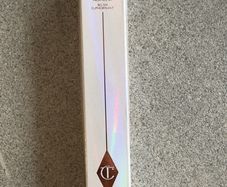 Charlotte Tilbury highlight blush