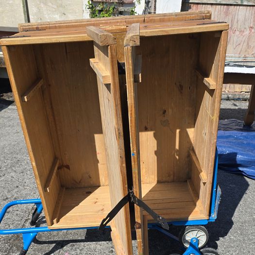 Lockable Coffee Table Chest