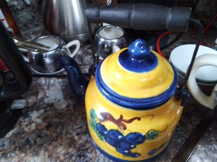 Spainish Kettle Style Ceramic Teapot