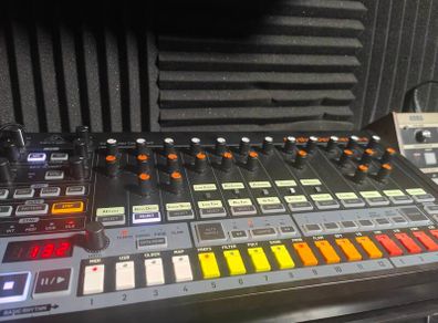 behringer rd8 mk1