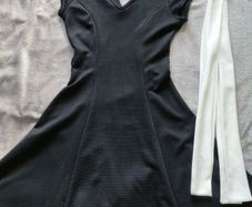 Red chilli dress size 10