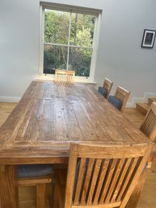 Solid hard wood stunning extendable dining table plus chairs