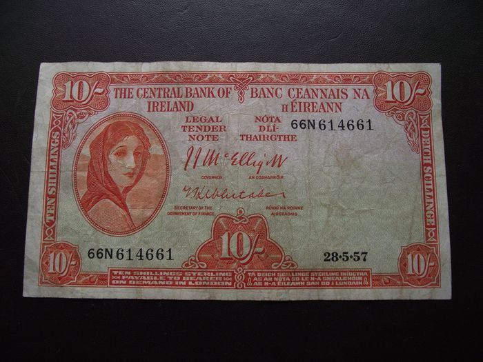 The Central Bank of Ireland. Lady Lavery 10 shillings (1957) #4