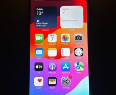 iPhone XR 64gb unlocked