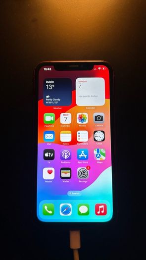 iPhone XR 64gb unlocked