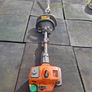 Husqvarna 322LD mid reach hedge trimmer Image 3