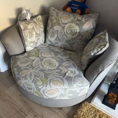 Arm chair