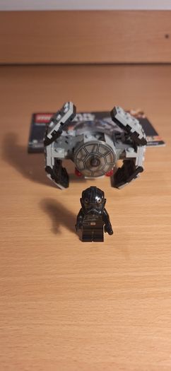 LEGO Star Wars 75128 TIE Advanced Prototype Microfighter