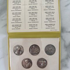 1900 - 1954 Holy Years Of The Xx Century Pope Coin Set