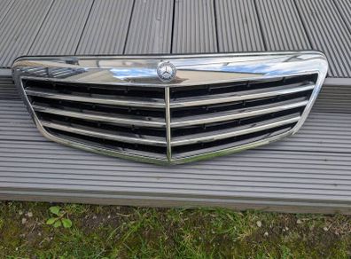 Genuine mercedes benz w212 e class front grill