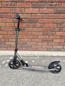 Adult scooter