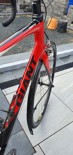 Giant Defy