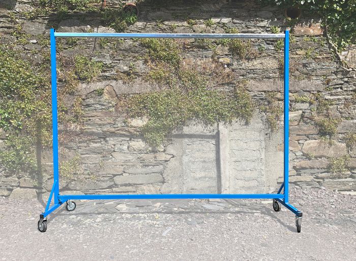 Commercial Clothes Rail