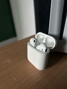 Apple AirPods