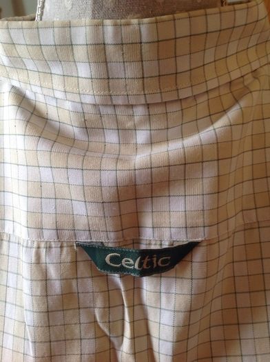 XL Cream & Green Genuine Celtic Shirt