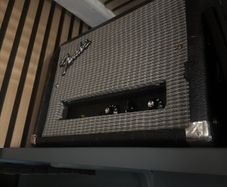 Fender brown face head clone