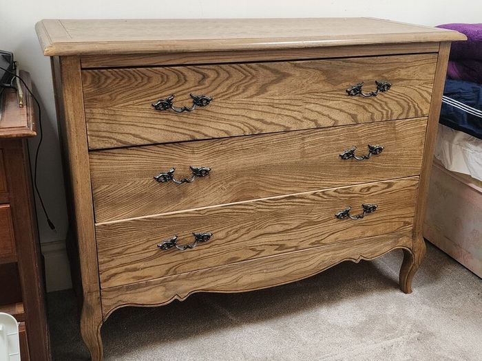 Solid Oak Chest of Drawers