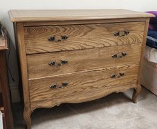 Solid Oak Chest of Drawers