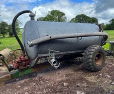 JR 1600 gallon vacuum tanker