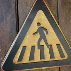 Crossing sign  D3273