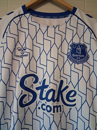 Everton Jersey. Official Hummell Everton Mens Jersey. Collect In Dublin Or Receive Via Post.