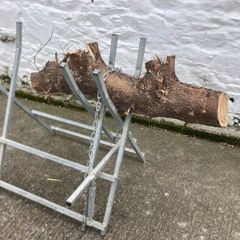 Log holder
