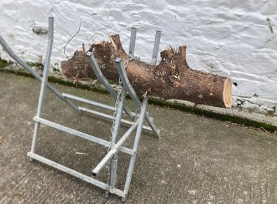 Log holder