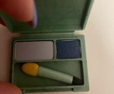 Clinique blue eyeshadow