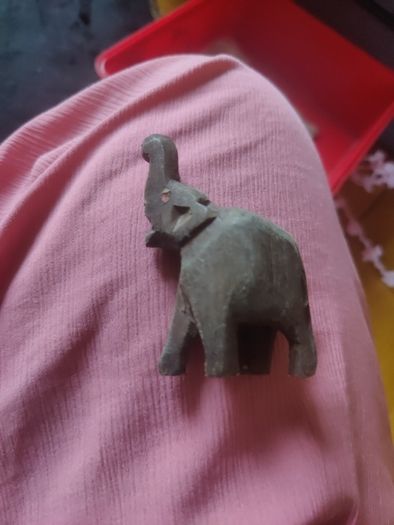 wooden elephant