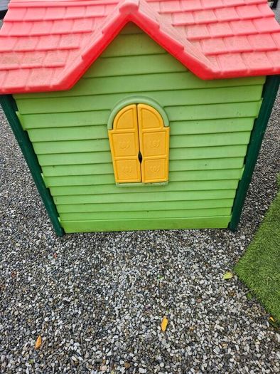 kids playhouse