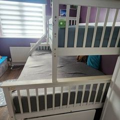 Triple bunk bed with mattresses