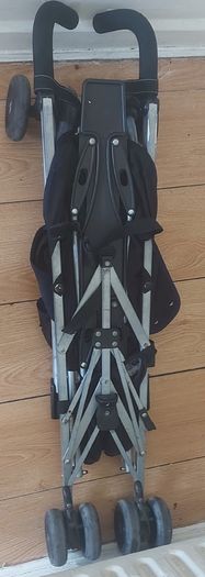 Maclaren buggy