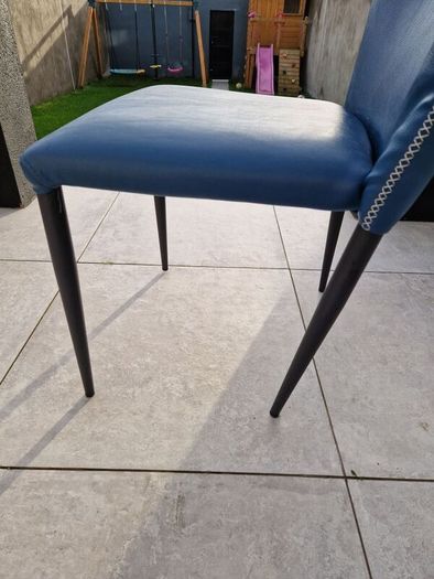 4 Dining Chairs