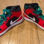 Nike Air Jordan 1  Mid:    SIZE US 10.5 / UK 9.5 Image 8