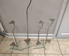Speaker stands with adjustable height