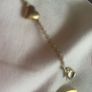 A pretty gold bracelet Image 2