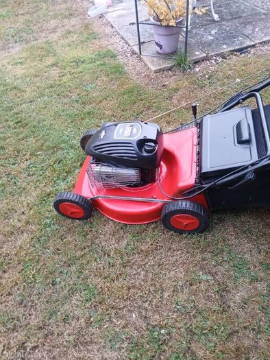 Briggs and stratton Push Lawnmower
